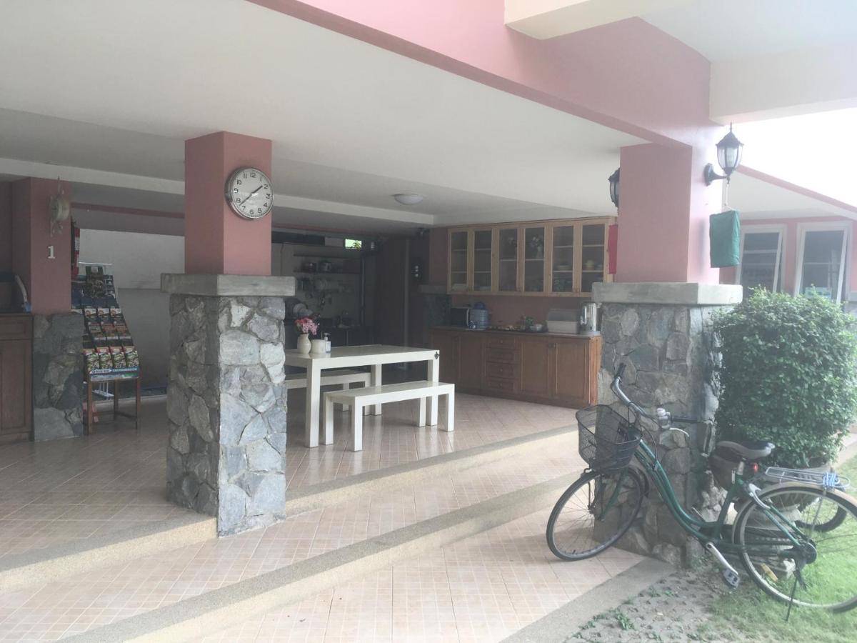 Triple Palms House Hotell Chiang Mai Eksteriør bilde